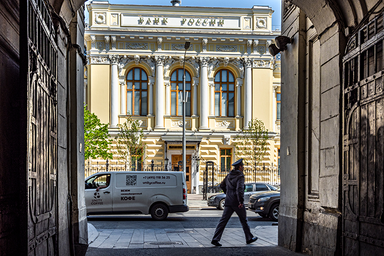 Любое предприятие, у которого есть банковские кредиты, сейчас испытывает сложности