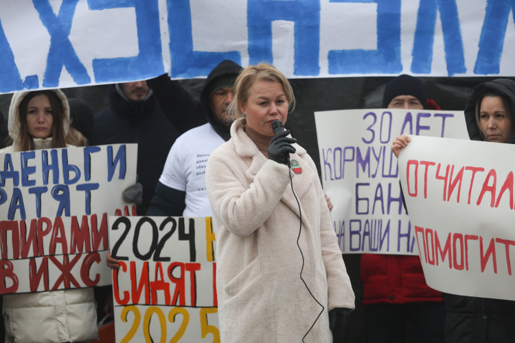 Наталья Дементьева: «Мы хотим таких же прав, как у дольщиков. Наши случаи мало чем отличаются, и мы такие же налогоплательщики»