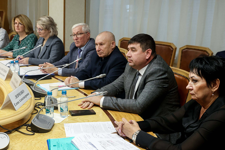 В комитете Госдумы по аграрным вопросам обсуждали проблемы малых форм хозяйствования