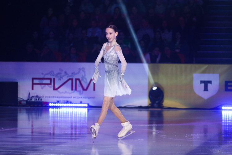 Дина на шоу Тутберидзе в апреле в Казани