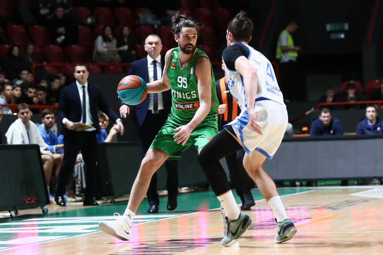 «Читает игру как книжку!»