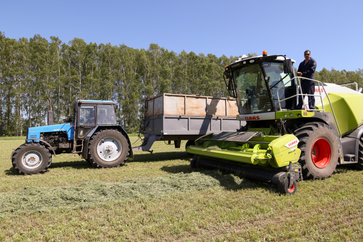 Антимонопольная служба следит за ценами на сельхозтехнику с 2023 года, сообщил дальше глава ФАС России Максим Шаскольский