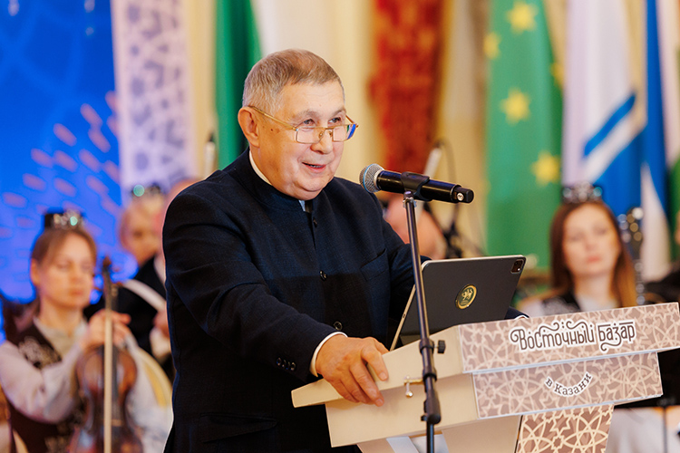 Рифкат Минниханов: «Восточный базар» мог бы стать кульминацией мероприятий в Казани как культурной столицы исламского мира»