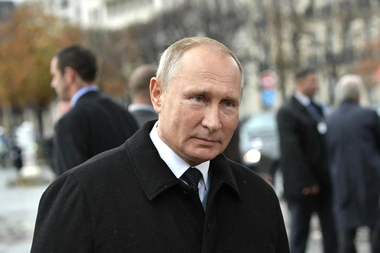 «Я бы вообще посоветовал нашим олигархам молиться на Путина. Потому что Путин — это последний либерал в стране»