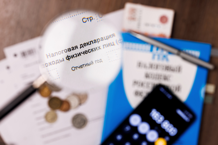 По итогам 9 месяцев нижнекамцы уже оплатили 72% налогов на доходы физлиц (НДФЛ)