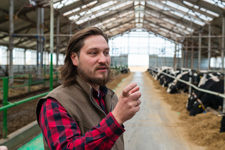 «Последние 12–14 месяцев мы платили по кредитам феноменально большие проценты. В среднем доходило до 100 миллионов в месяц против стандартных 44–50 миллионов»