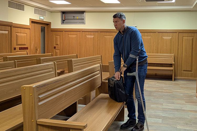 Суд постановил — решение Советского суда оставить без изменения. Ужесточения приговора не случилось, как, впрочем, и оправдания. Будут ли стороны бороться дальше, покажет время: на обжалование этого решения у них есть 6 месяцев