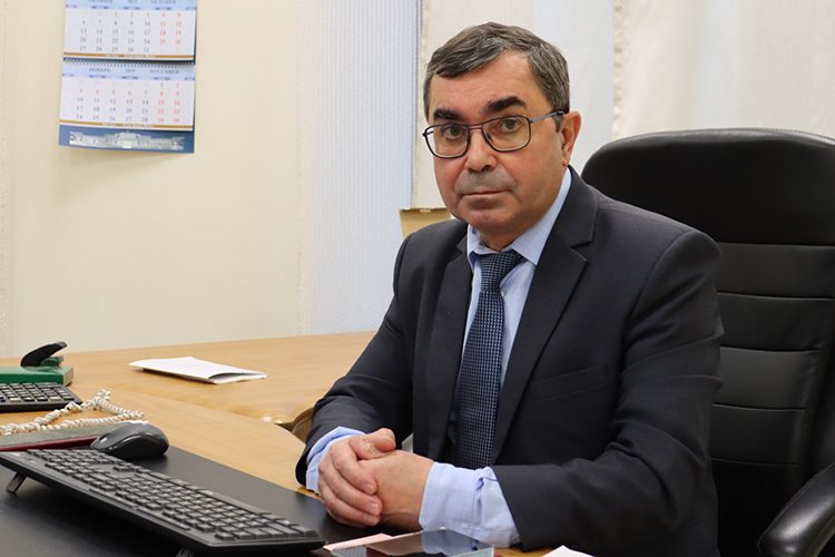 Александр Штром