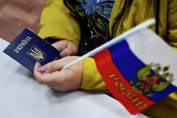 Денис Селезнев: «Российская культура доминирует на Украине, другой просто нет»