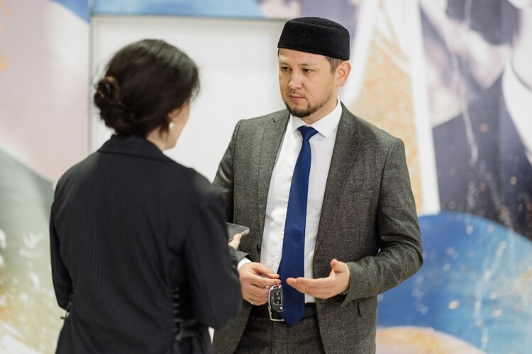 Здесь должно быть описание