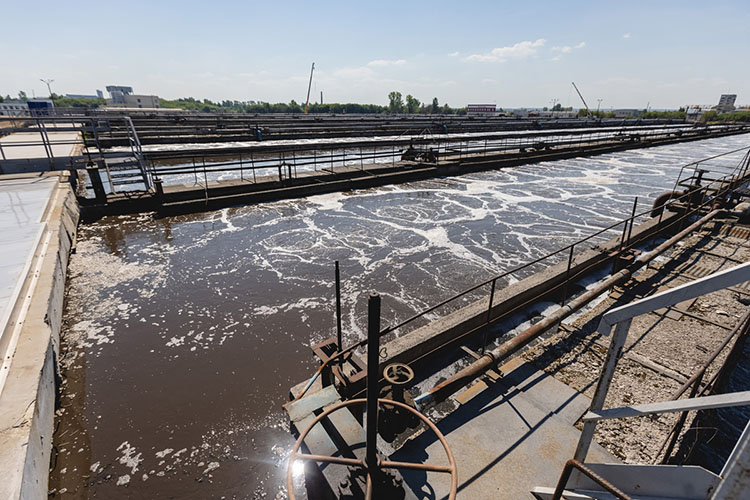 «По другим регионам не буду сейчас. Будете грустить сразу, как-то сразу все бравурные речи сходят на нет»