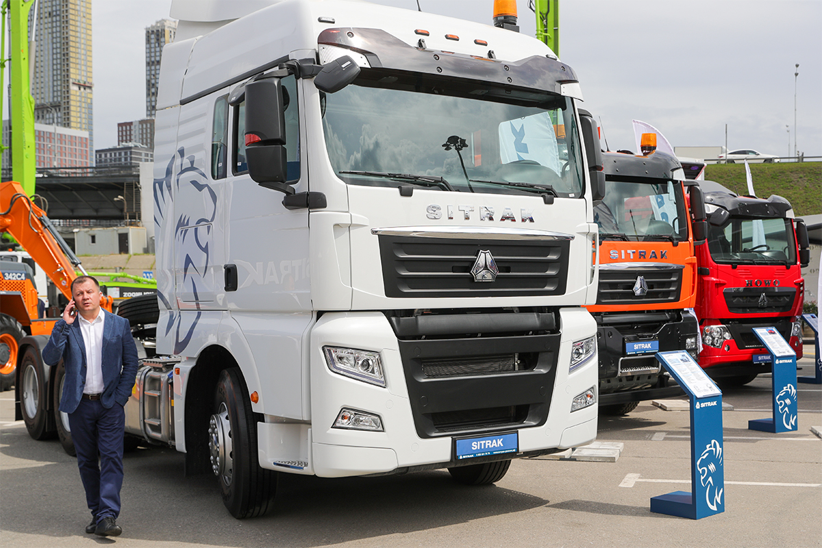 «Главное конкурентное преимущество КАМАЗа — цена. Мы видим, что российские потребители, сравнивая грузовики, приходят к выводу, что брать надо китайские»