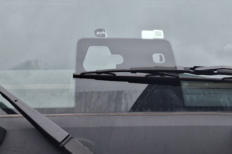 Одно из главных отличий модификации — в наличии системы помощи водителю ADAS