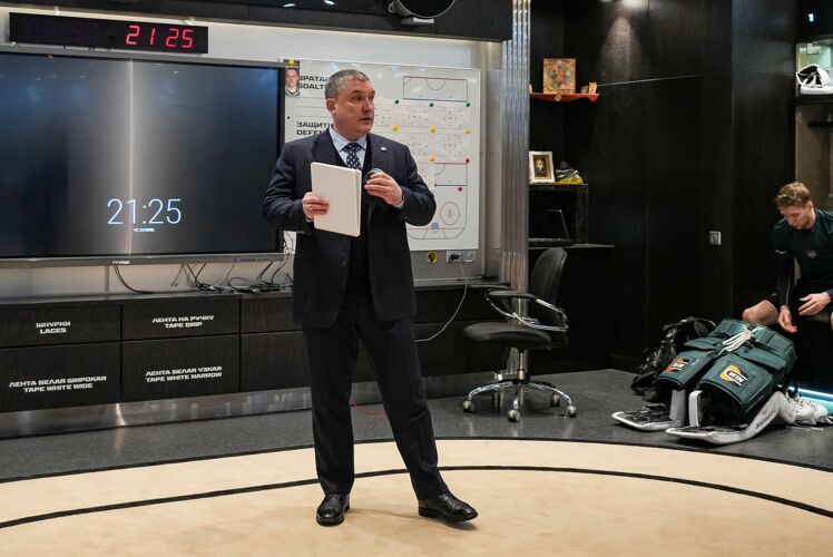 Гатиятулин неоднократно проводил беседы с Миллером и пытался убедить его играть в обороне