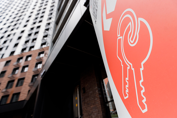 По данным статистики «Дом.РФ», в октябре по региону коммерческие застройщики продали 1,7 тыс. квартир на 16 млрд рублей, что на 44% выше аналогичного показателя 2024 года по количеству объектов и на 35% по выручке