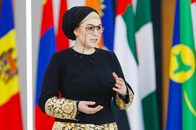 Талия Минуллина: «Работу надо выстраивать предметно, тогда и получается соответствующий результат. Только полномасштабная подготовительная работа по проектам, в том числе на территории исламских стран, поможет привлечь исламские инвестиции в Россию»