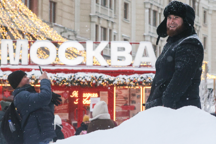 Главным магнитом самостоятельных туристов стали Москва и Московская область, после них идет Санкт-Петербург с областью