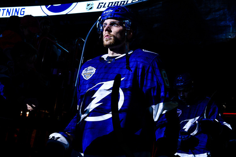 В «Тампе» — эпидемия травм у защитников. Грошев приехал на место Эрика Чернака (на фото)