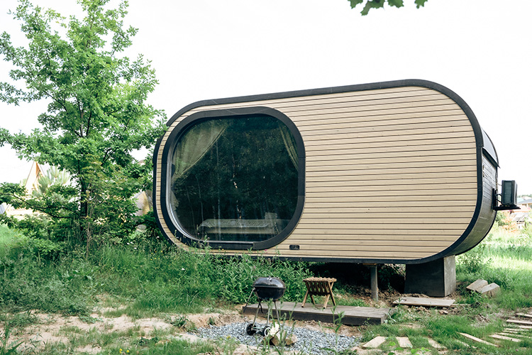 «Формы домиков стремительно меняются, этим ты никого не удивишь. Но люди устали от различных форм»