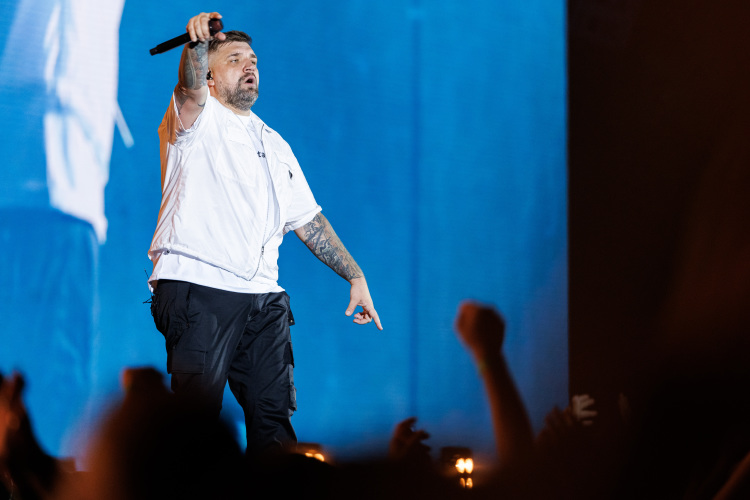 В пуле самых дорогих традиционно Баста (Василий Вакуленко) (на фото) и Леонид Агутин