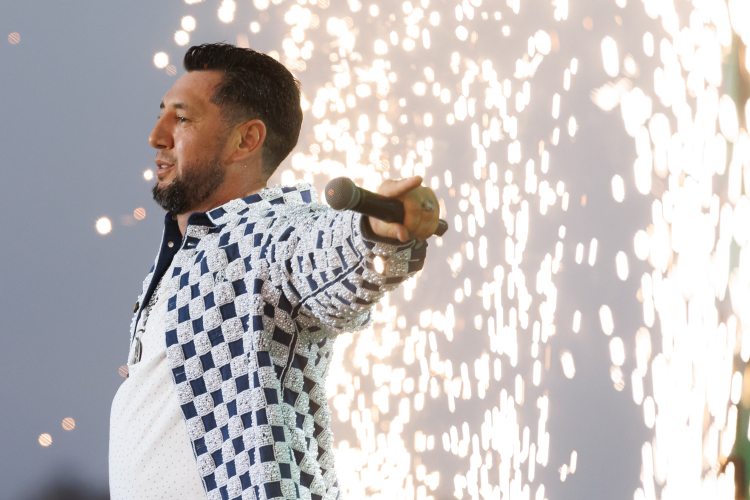 Гонорар Фирдуса Тямаева остался таким же, как и в прошлом году, — 700 тыс. рублей