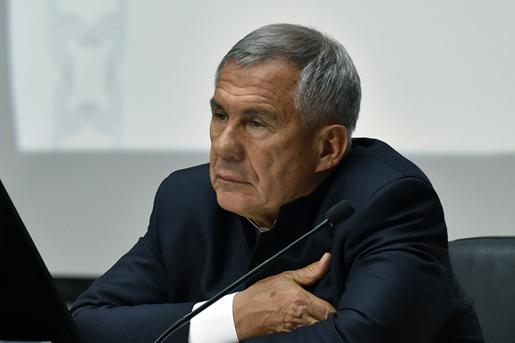 Рустам Минниханов: «Вы посмотрите состояние родителей, состояние соседей. Ты своего ребенка как спокойно можешь отпускать на улицу?»