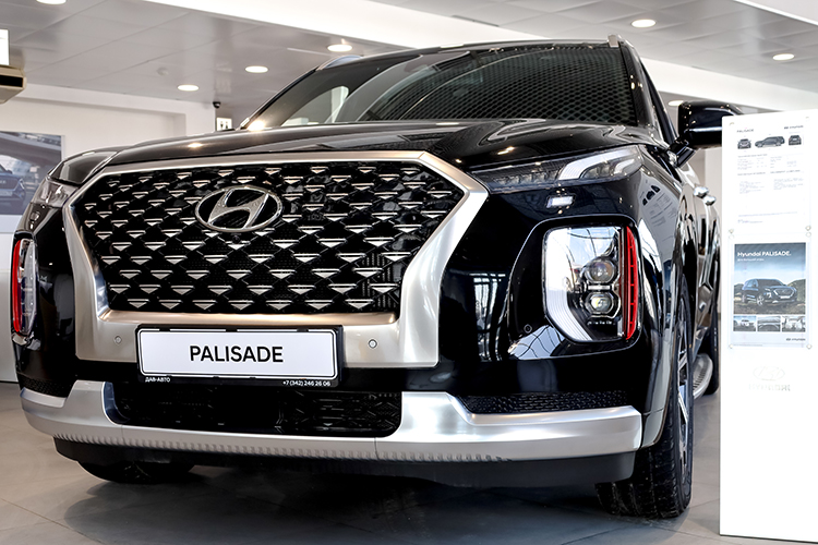 Hyundai Palisade 2.2 дизель (4WD) после повышения утильсбора подорожала на 2,9 млн руб., итоговая стоимость автомобиля выросла до 7,3 млн руб