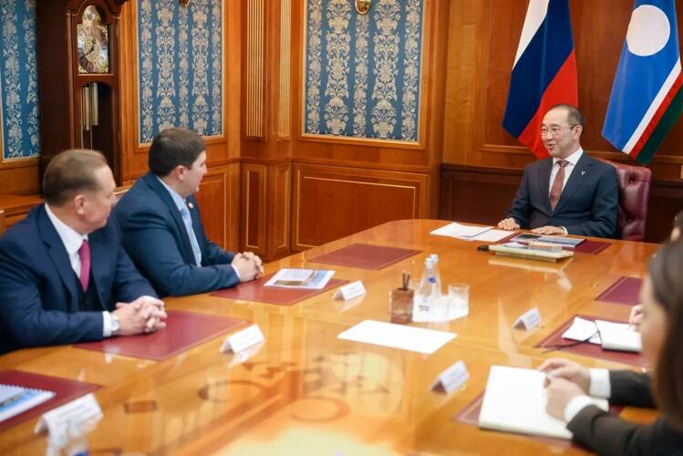 Слева направо: Айдар Метшин, Радмир Беляев и Айсен Николаев