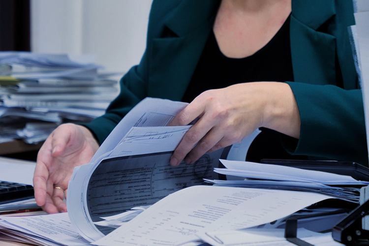 Судя по словам главного бухгалтера, ранее компания и ФНС планировали заключение мирового соглашения, по условиям которого «ГСОК» должен был оплатить задолженность тремя равными платежами за три месяца