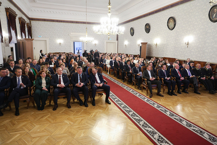 Императорский зал Казанского (Приволжского) федерального университета принимал цвет представителей юридического сообщества Татарстана