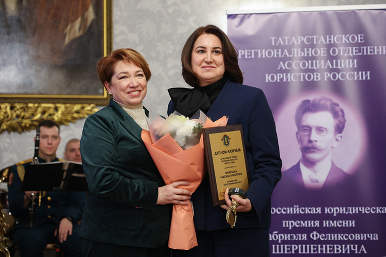 Победителем в номинации «Корпоративный юрист» признана Надежда Свеженцева