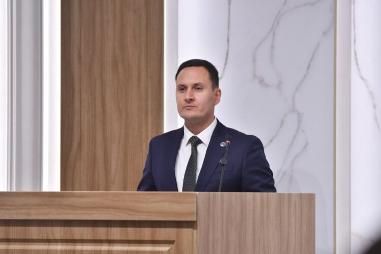 Ленар Гизатуллин