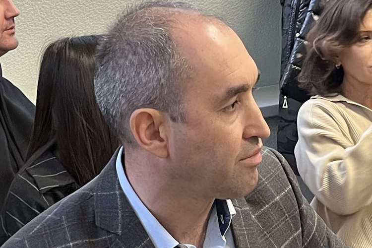 Кировский райсуд Казани выслушал показания учредителя и генерального директора ООО «Таксшеринг Рус» Радика Губаева