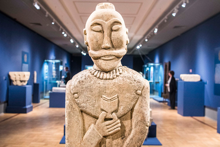 «Неслучайно Золотая Орда называлась именно так. Золотая, то есть богатая. Это же европейцы дали ей такое название. Она сама так никогда не называлась. Это был один из улусов»