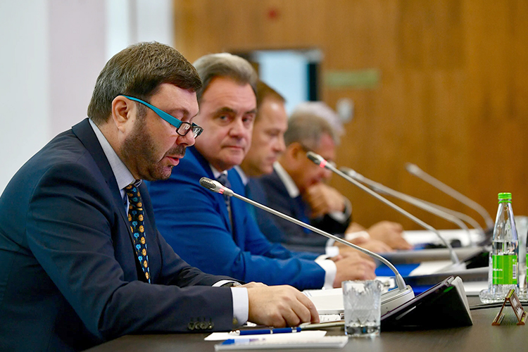 Заместитель полпреда президента РФ в ПФО Игорь Буренков: «Объединительные процессы в целом прошли спокойно, без негативного резонанса и снижения доверия к органам власти. Это в том числе подтверждают результаты выборов последних двух лет»