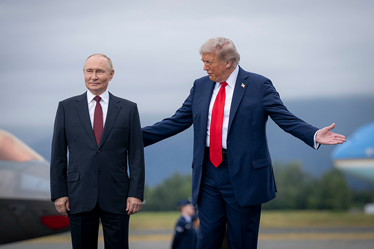 «C Россией Трамп хочет дружить, потому что ему это очень выгодно, это входит в его геополитическую программу сотрудничества»