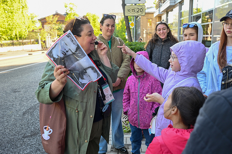 «Мы запустили масштабный просветительский проект для подростков «Историческая подзарядка» с гидом Ириной Девятаевой»