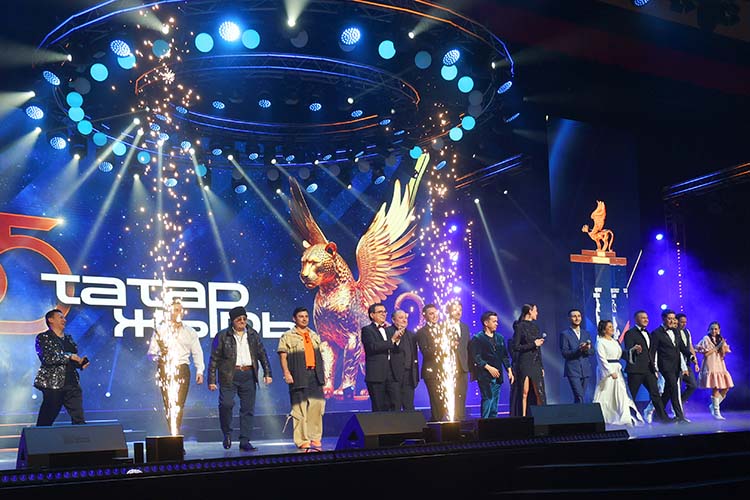 Фестиваль объединяет людей и способствует тому, чтобы сблизиться через музыку