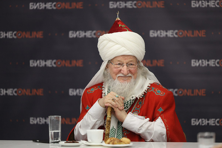 «Когда мою кандидатуру предложили на пост муфтия и председателя ДУМЕС, я почти полтора года не соглашался выдвигать свою кандидатуру»