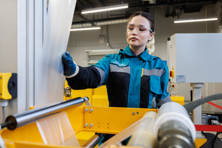 «Есть определенные противоречия между тем, что мы стали все меньше готовить дома, но вера в уникальность нашей упаковки может подвергаться сомнению при переходе на мономатериалы»