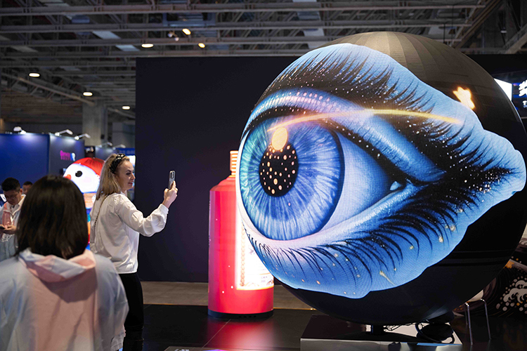 «Искусственный интеллект изменил наш мир в 2025 году новыми, захватывающими, а иногда и пугающими способами»