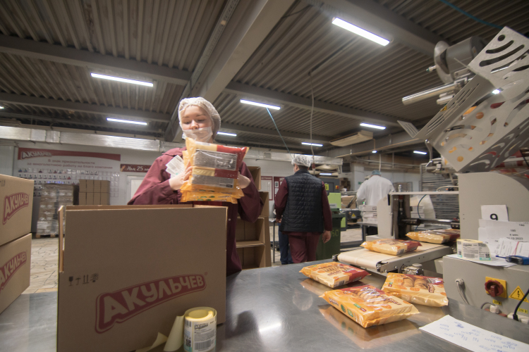 «Акульчев» занимает достаточно большой сегмент рынка, и ему, конечно, необходимо наращивать свое производство»