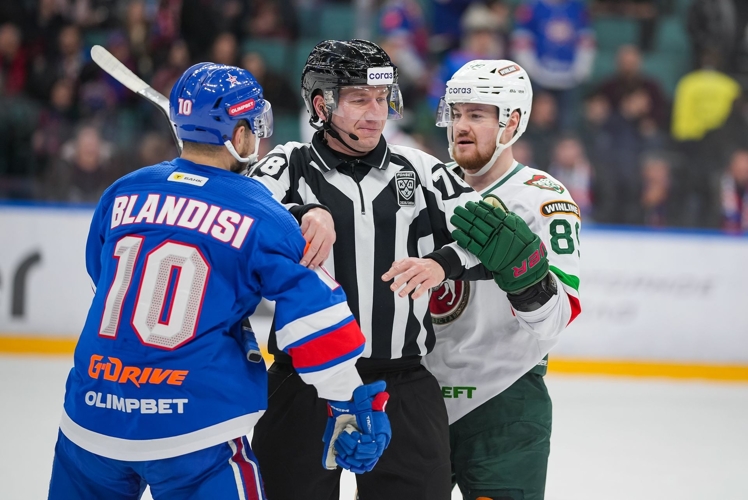 Безобразные концовка и большинство: как «Ак Барс» сам отдал победу СКА