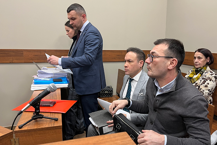 Тимур Уразаев заявил, что доказательства прокуратуры следуют из уголовного дела, по которому на сегодня все еще идет судебное следствие