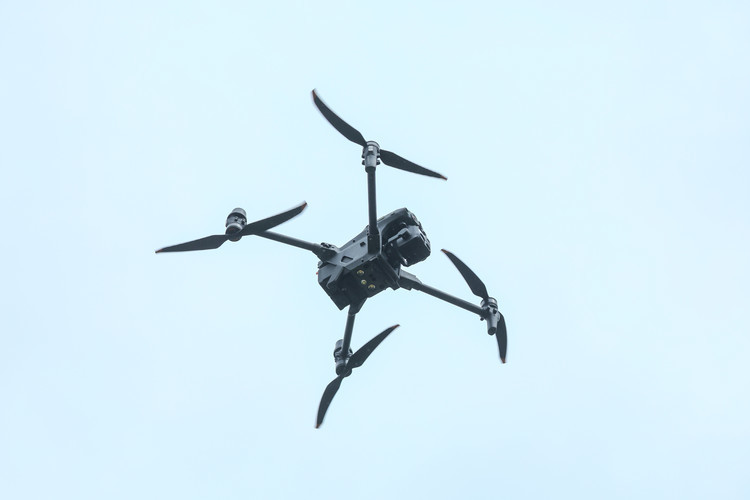 На текущий момент расширяется спектр действий беспилотной авиации по разведке, контрбатарейной борьбе, доставке боеприпасов и материальных средств на передовую