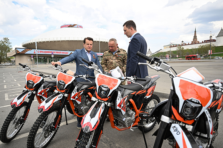 «Сильно выручает мэрия Казани, которая помогает с оформлением пропусков плюс обеспечением топлива и закрывает многие другие вопросы в рамках деятельности координационного совета»