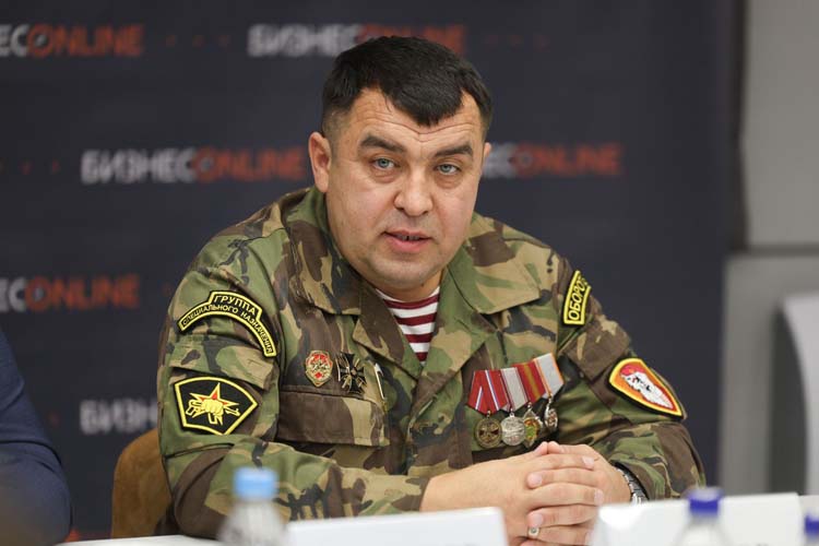 Рушан Салахов: «Кто-то должен это контролировать. И такой вопрос вам лучше не волонтерам задавать, а тому, кто повыше сидит»