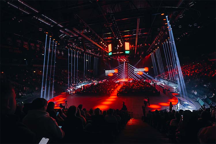 Казань стала финальной точкой Альфа-Конфы 2025 года. До этого масштабное деловое событие проехало по всей России, а в Татарстане отметилось даже дважды &mdash; в мае его принимали Набережные Челны