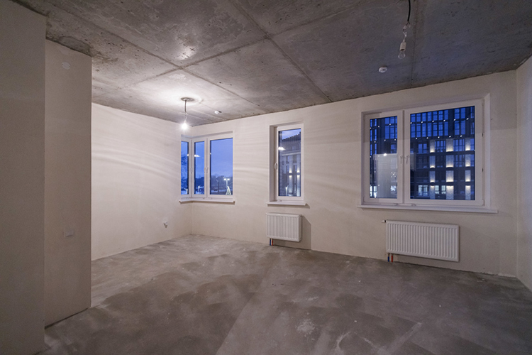 «В нашем ЖК нет огромных и бесполезных холлов, площадь отведена под просторные гостиные и спальни. Мы использовали и другое популярное решение &mdash; объединили кухни с гостиными»