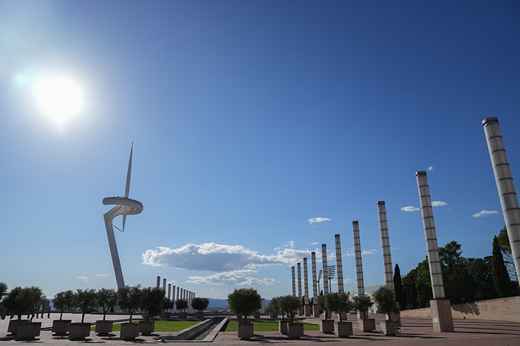 По схожей логике действовали власти в Барселоне